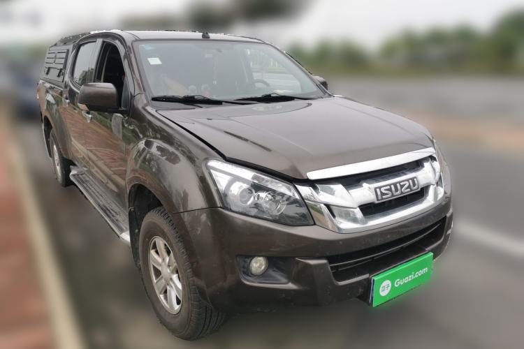 Used Isuzu D-MAX 2018 2.5T Four-Wheel Drive Base Version Extended Length JE4D25Q5A
