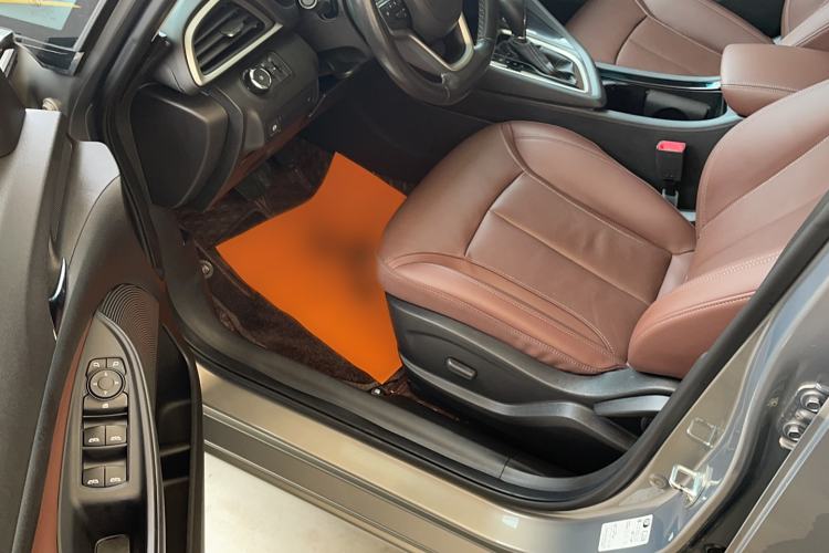 Used Buick GL6 2019 18T 6-Seater Connected Luxury Version China VI Standard
