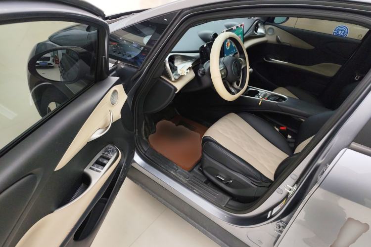 Used BYD Dolphin 2023 420 km Fashion Edition
