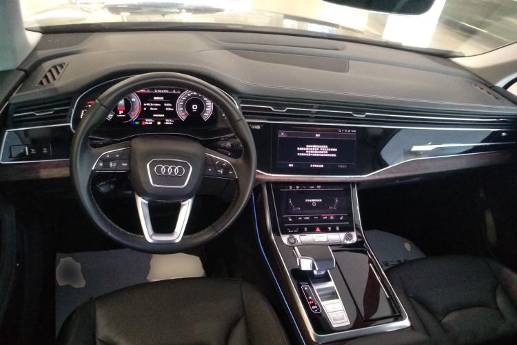 Used Audi Q7 2024 45 TFSI quattro S line Black Warrior Edition