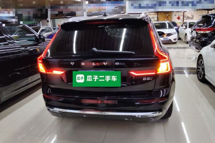 Used Volvo XC60 2022 B5 4x4 Zhiyi Luxury Edition
