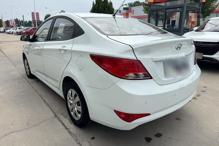 Used Hyundai Verna 2014 1.4L Manual Smart GLS Trim