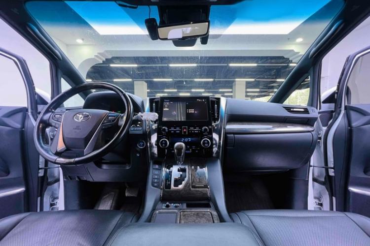 Used Toyota Vellfire 2020 Dual-Engine 2.5L HV Prestige Edition
