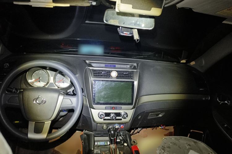 Used Geely Auto GX7 2015 Classic Edition 1.8L Manual New Urban Upgrade Version China V Standard
