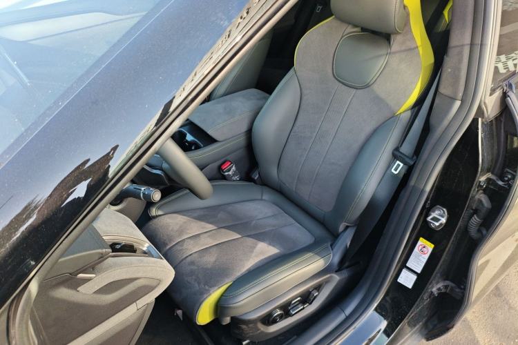 Used BYD Song L EV 2025 Intelligent Driving Version 602 km Range LiDAR-equipped All-Wheel-Drive Type