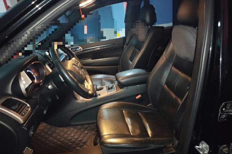 Used  Grand Cherokee 2014 3.0L Comfort Navigation Edition
