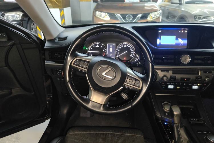 Used Lexus ES 2015 200 Comfort Edition
