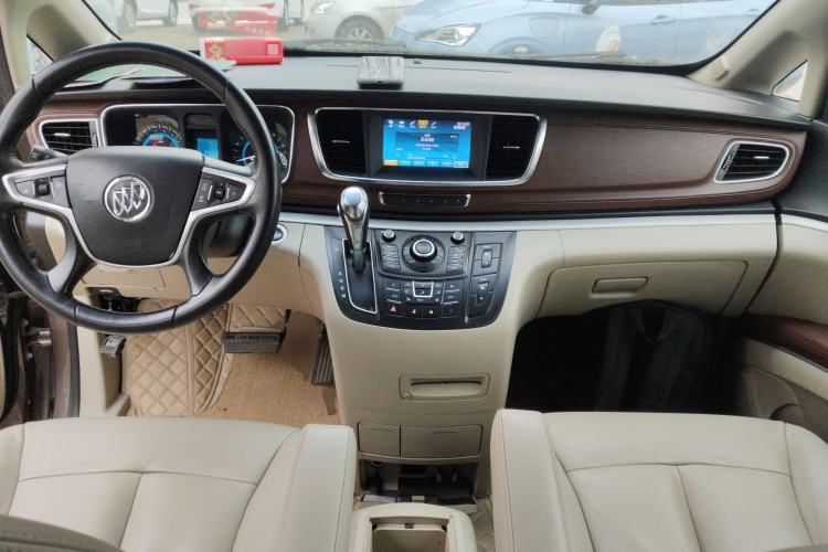Used Buick GL8 2014 3.0L GT Luxury Business Haoya Edition