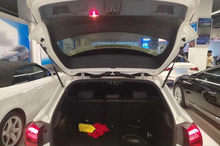 Used Mercedes-Benz A-Class (Import) 2021 A 180
