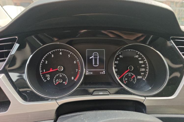 Used Volkswagen Touran 2016 Volkswagen Touran L 280TSI DSG Comfort Edition
