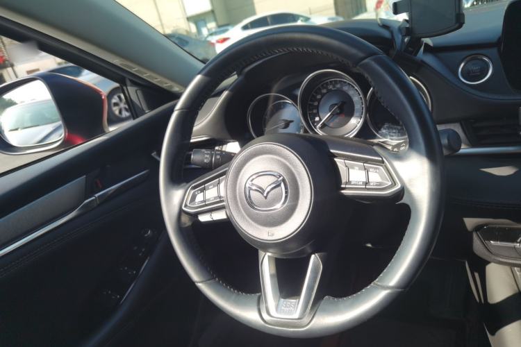 Used Mazda Atenza 2020 2.0L Blue Sky Luxury Edition
