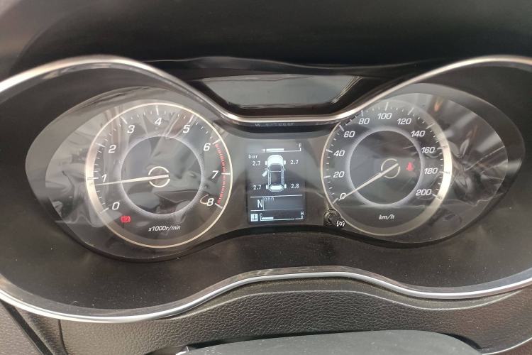 Used Baojun 560 2017 Rhythmic Edition 1.8L iAMT Prestige Model
