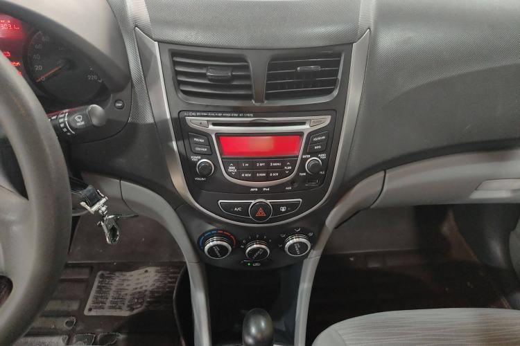 Used Hyundai Verna 2014 1.4L Automatic Smart GLS
