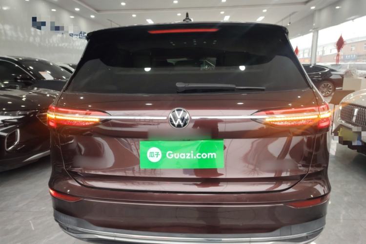 Used Volkswagen Viloran 2022 380TSI Prestige Edition
