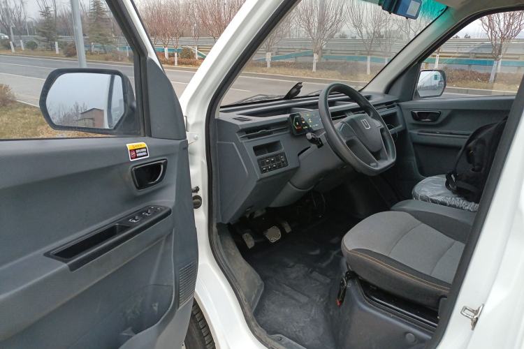 Used Farizon Xingxiang F1E 2023 Flatbed Truck Remote Smart Chip 46.08 kWh
