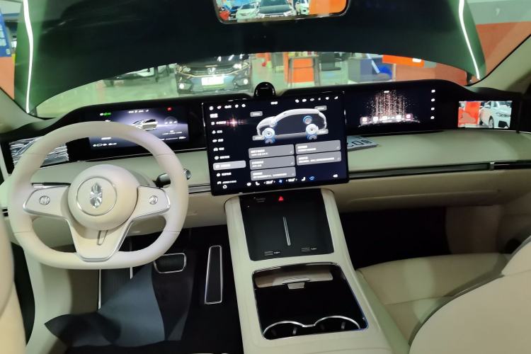 Used Hima S9T 2025 Model Pure Electric Four-Wheel-Drive Ultra