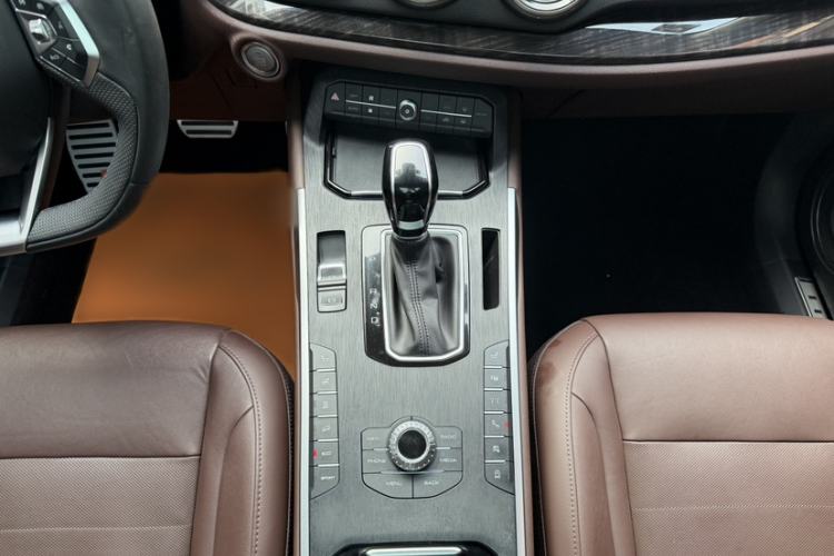 Used Wey VV5 2017 2.0T Flagship Edition
