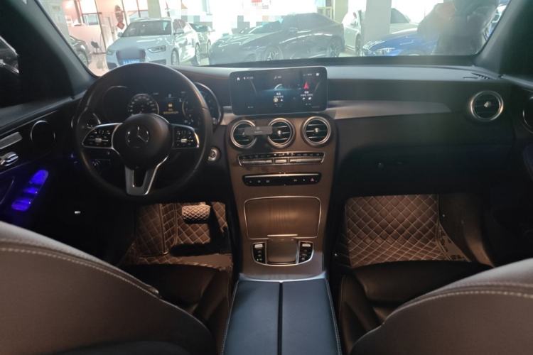 Used Mercedes-Benz GLC 2020 GLC 300 L 4MATIC Dynamic Edition
