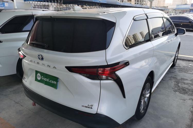Used Toyota Sienna 2023 2.5L Hybrid Comfort Edition