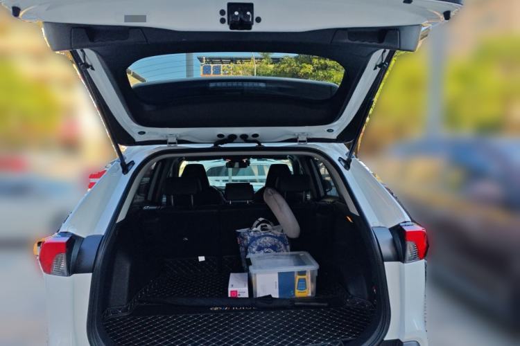 Used Toyota RAV4 2022 2.0L CVT Two-Wheel Drive Fashion Plus Edition
