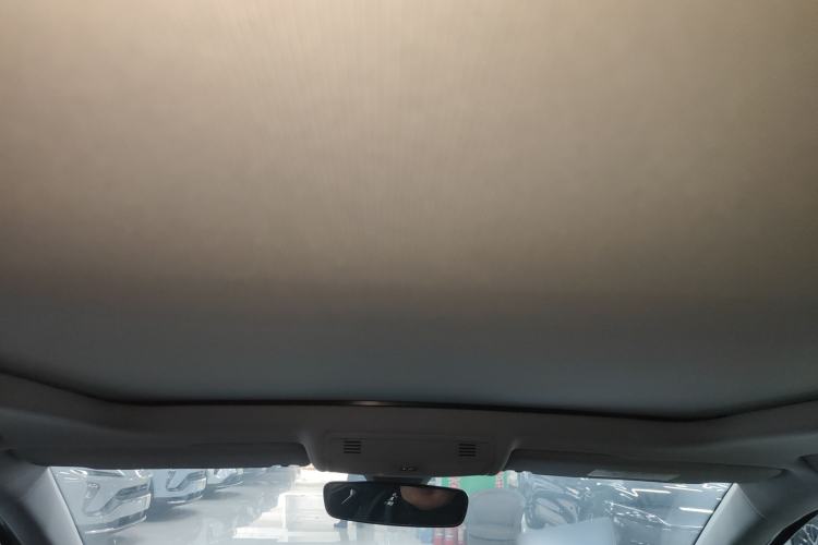 Used Volkswagen Tharu 2025 NewRui 300TSI Prestige Edition
