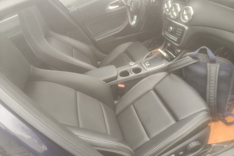 Used Mercedes-Benz GLA 2017 GLA 200 Fashion Model
