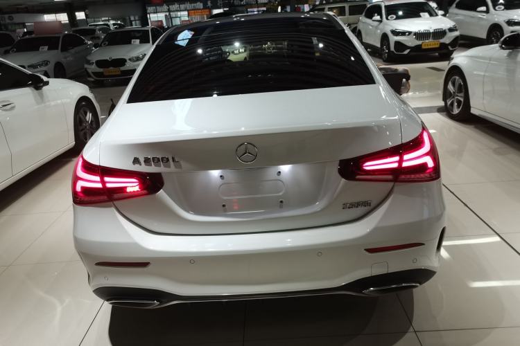 Used Mercedes-Benz A-Class 2022 Revised Version A 200 L Sport Sedan Fashionable Style
