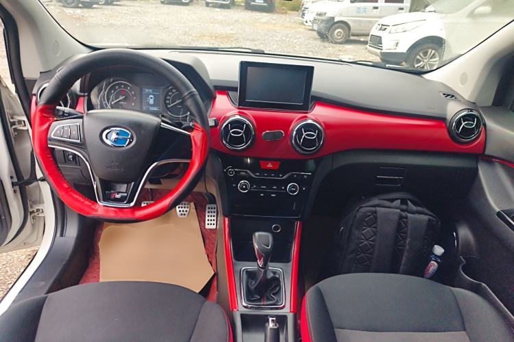 Used  Q25 2016 1.5L Manual Lehui Edition
