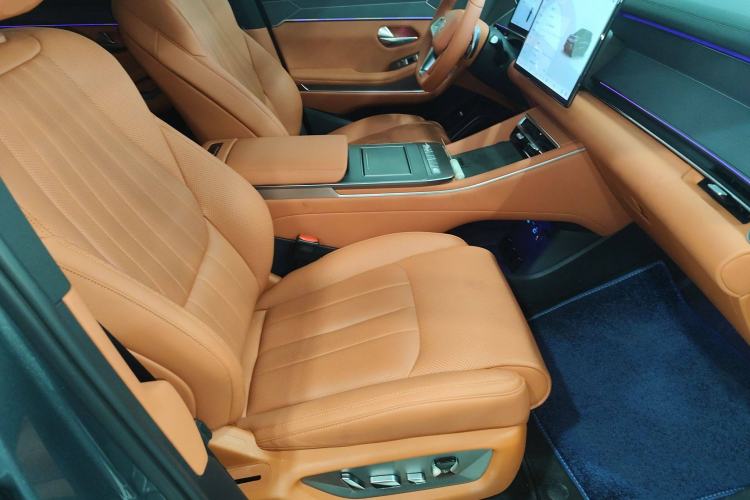 Used BYD Tang L 2025 EV 600KM All-Wheel-Drive LiDAR Flagship Model
