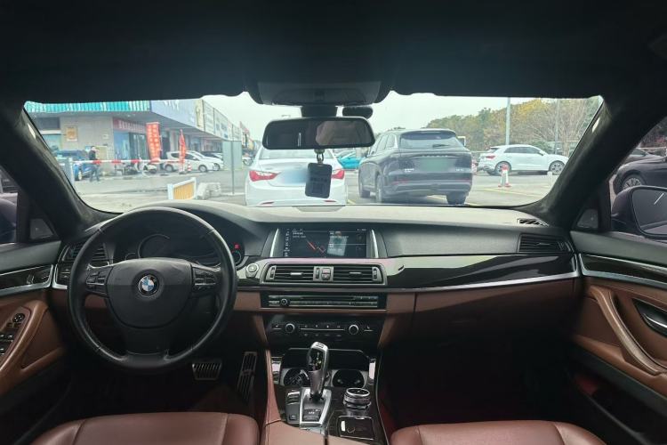 Used BMW 5 Series 2014 525Li Luxury Design Package