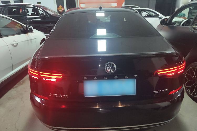 Used Volkswagen Passat 2019 330TSI Elite Edition China VI
