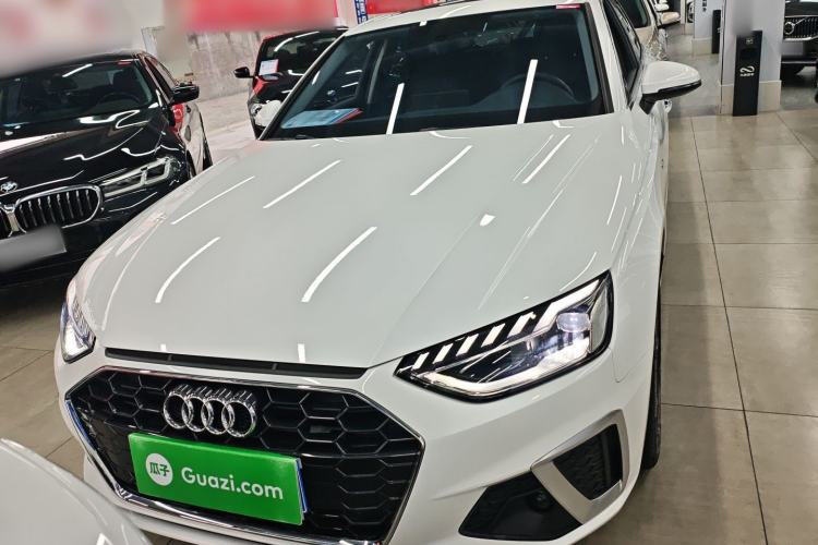 Used Audi A4L 2024 40 TFSI Fashion Dynamic Model
