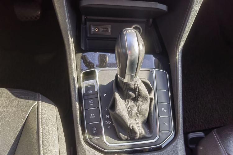 Used Volkswagen Golf 2015 1.4TSI Sportsvan
