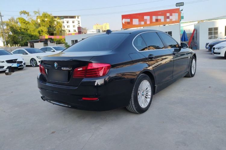 Used BMW 5 Series 2014 525Li Leading Model
