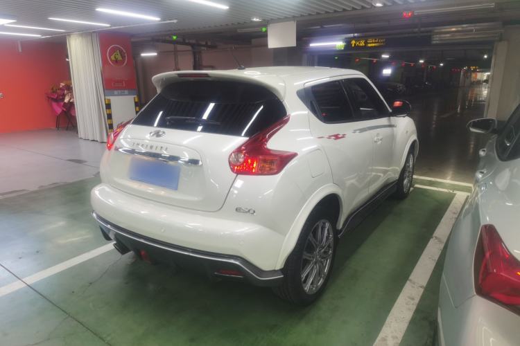 Used Infiniti ESQ 2014 1.6L Spontaneous Edition