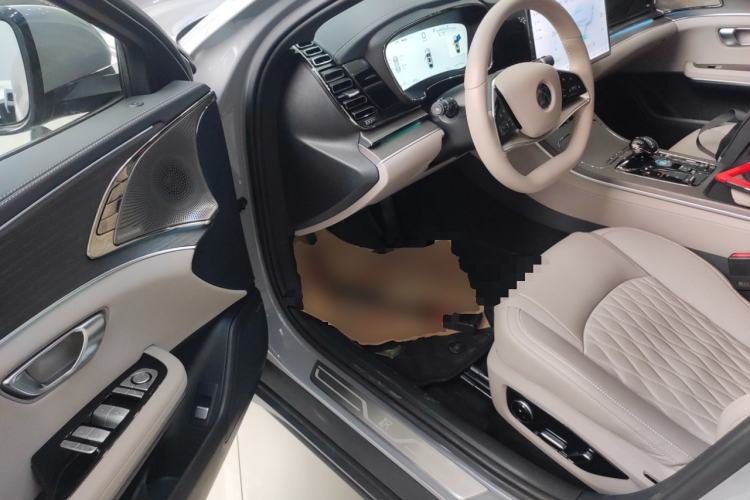 Used BYD Han 2025 EV with 701 km of Laser Radar-Enabled Intelligent Driving