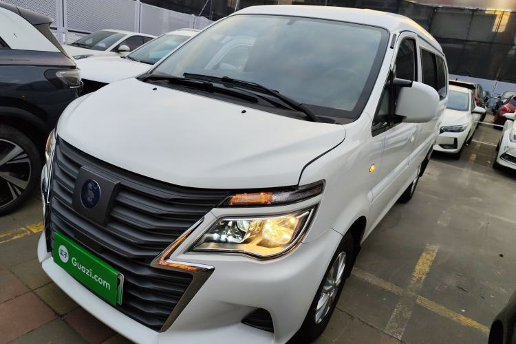 Used FORTHING Lingzhi M5 2022 Comfort Model 7 Seats