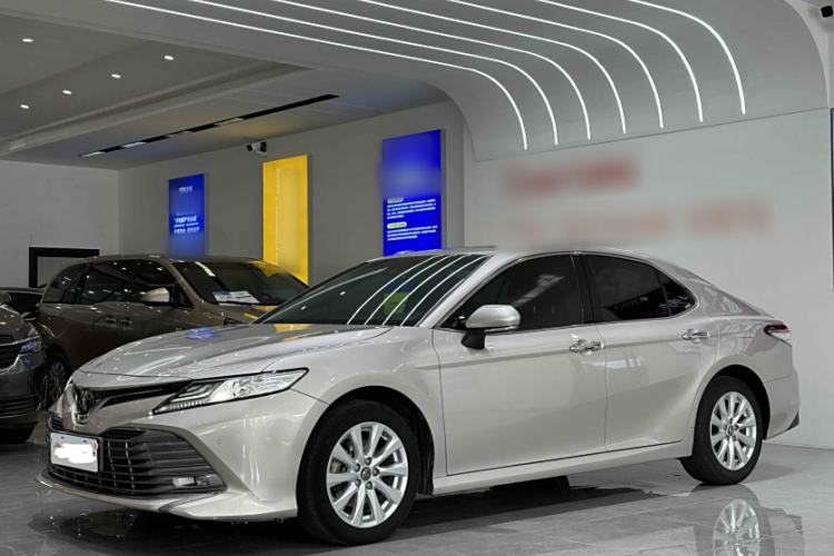 Used Toyota Camry 2019 2.0G Luxury Edition China VI Standard
