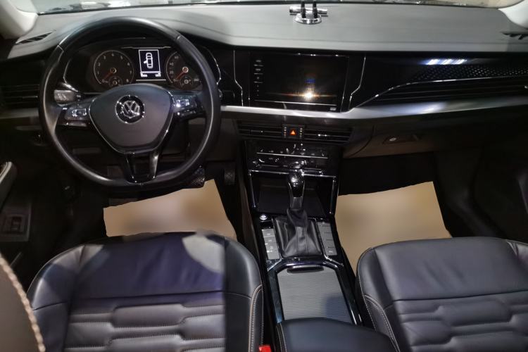 Used Volkswagen Passat 2020 330TSI Elite Edition China VI
