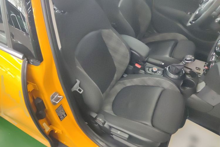 Used  MINI 2016 1.5T COOPER Five-Door Edition
