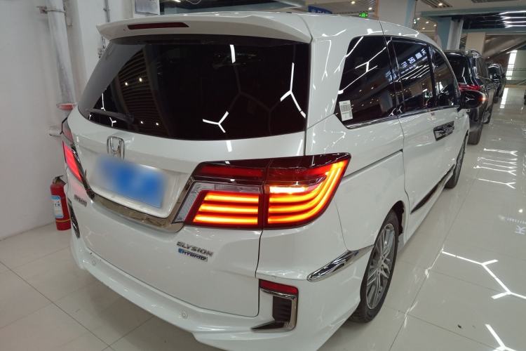 Used Honda Elysion 2019 2.0L Hybrid Luxury Edition