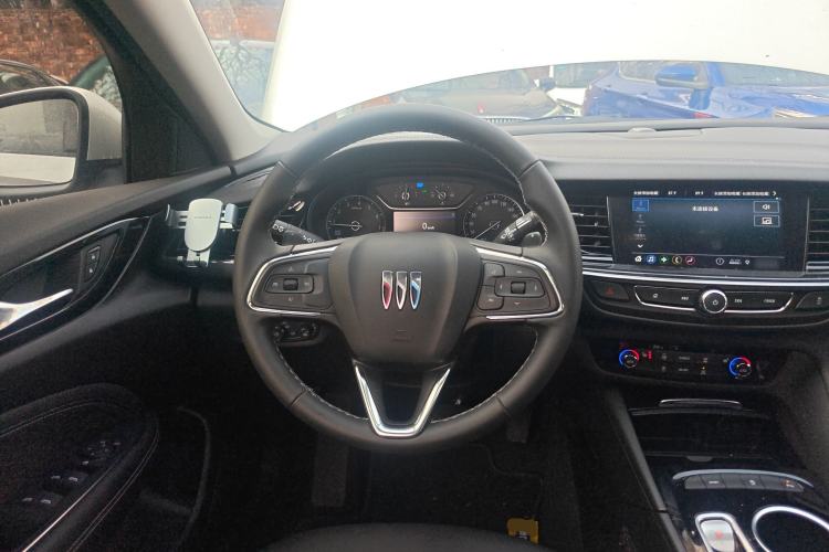 Used Buick Regal 2024 Revised 25T Ultra-Comfort Edition