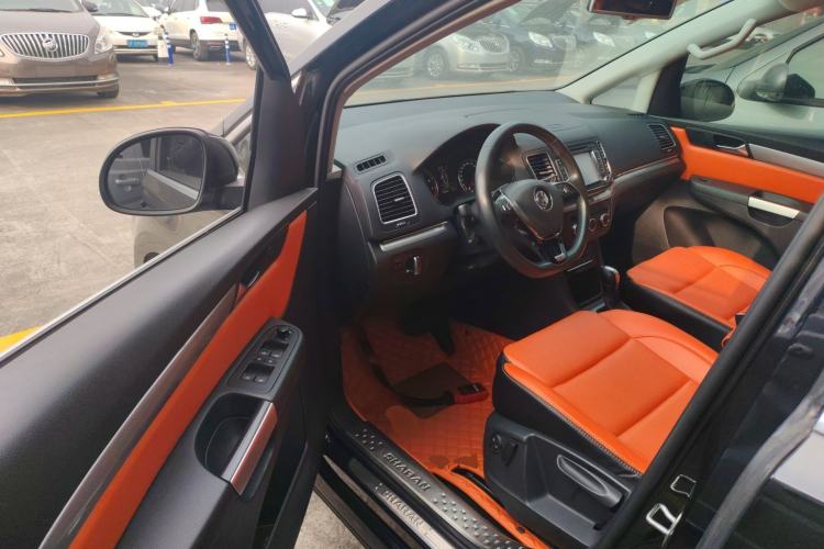 Used Volkswagen Sharan 2013 1.8TSI Standard Model
