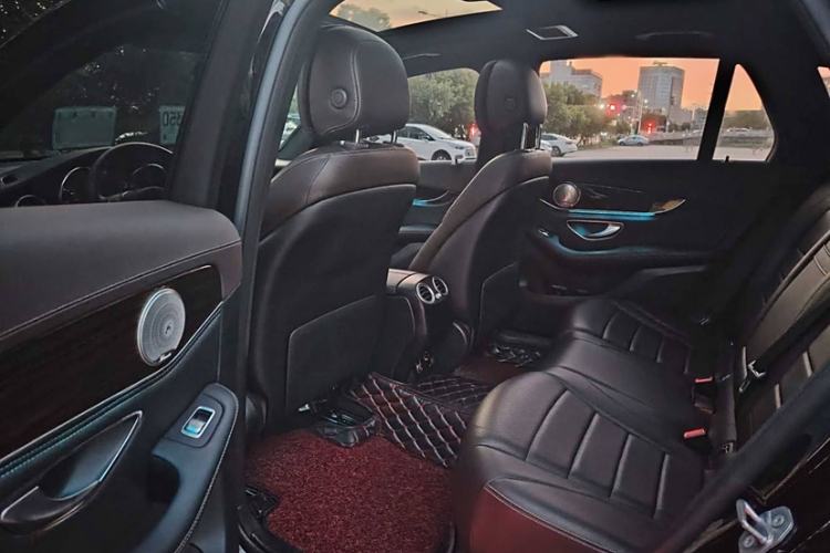 Used Mercedes-Benz GLC 2019 GLC 260 L 4MATIC Dynamic Model
