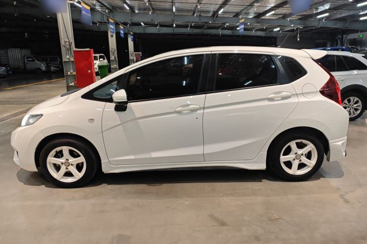 Used Honda Fit 2016 1.5L LXS CVT Comfort Sunroof Version
