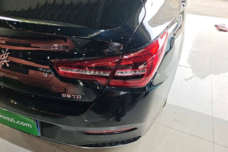 Used Hongqi H5 2022 Classic Model 1.8T Automatic Smart Connect Flagship Edition
