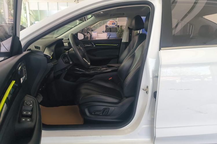 Used Roewe i5 2021 Revised 1.5L CVT Starry Edition
