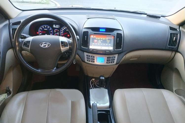 Used Hyundai Celesta 2015 1.6L Automatic Luxury Model