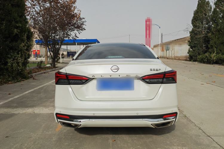 Used Nissan Teana 2022 2.0L XL-Upr Enjoyment Edition
