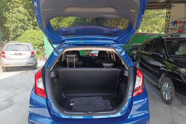 Used Honda Fit 2018 1.5L CVT Comfort Sunroof Version
